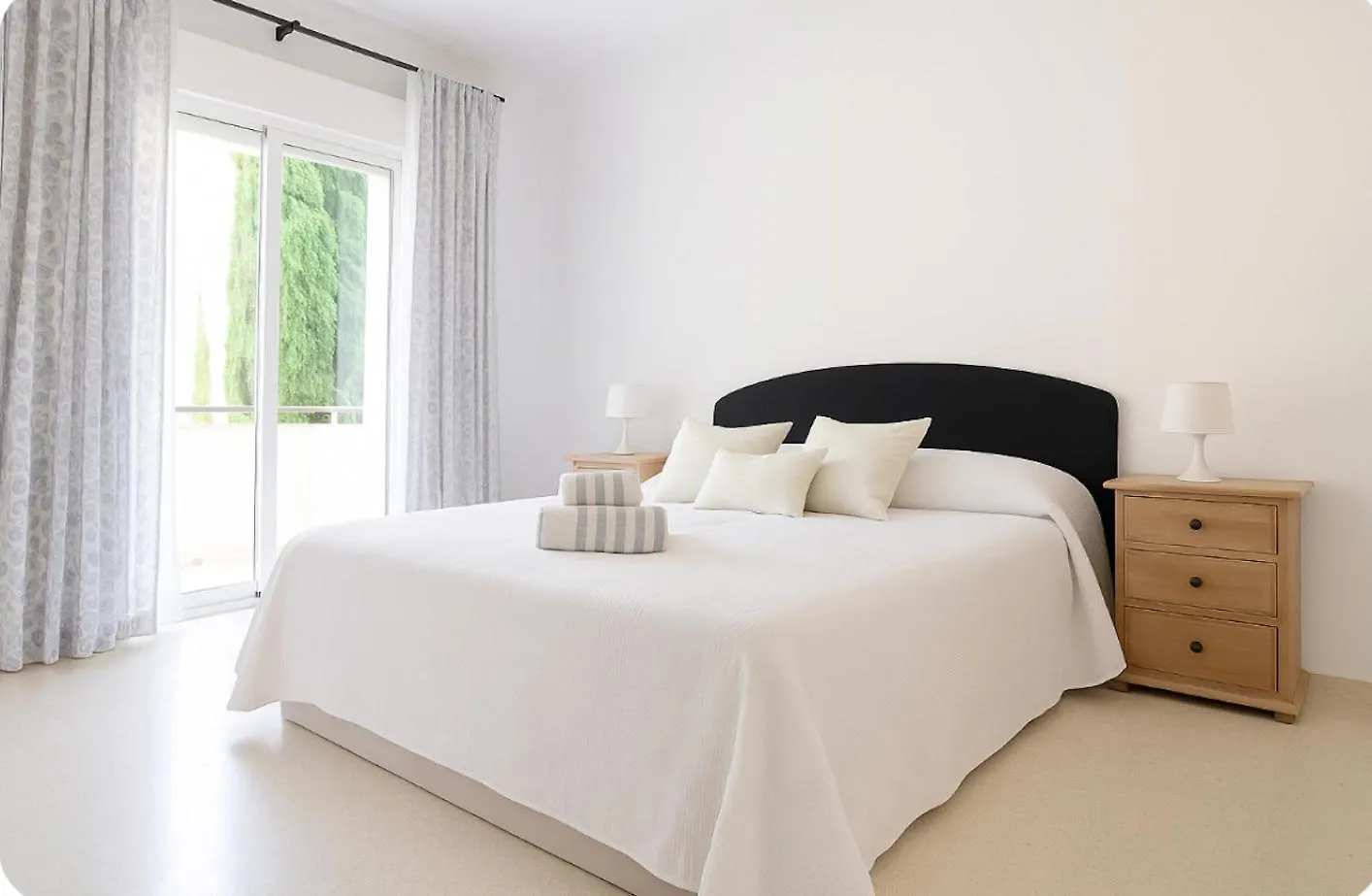 Villa 9 La Alzambra-Puerto Banus Marbella Spain